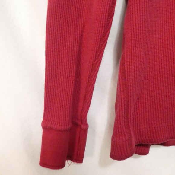 AEROPOSTALE | medium | Red Thermal Shirt | Bold Aero NY ATH DIV Front - Picture 6 of 16